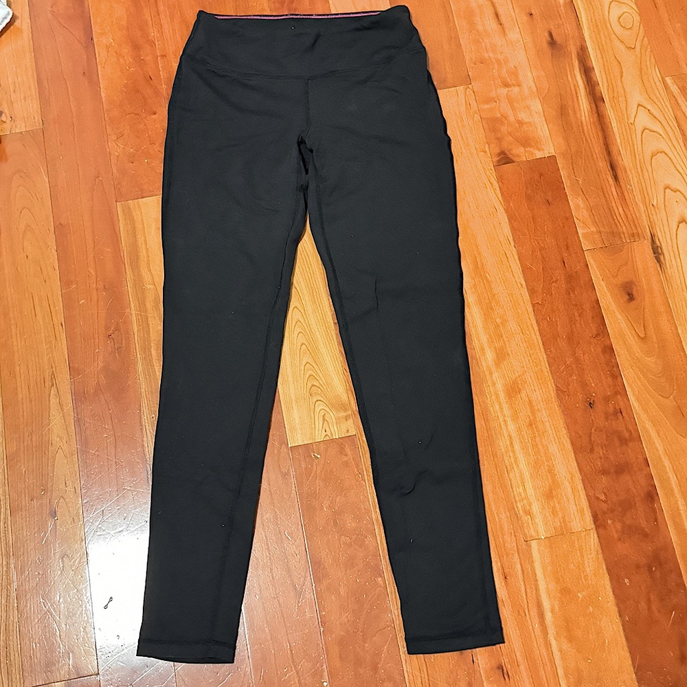 TNA aritzia leggings